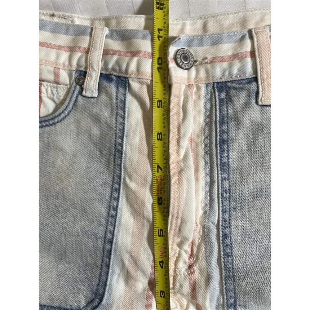 American Eagle High Rise Carnival Stripe Mom Jean Shorts Denim Frayed Hem Sz 2